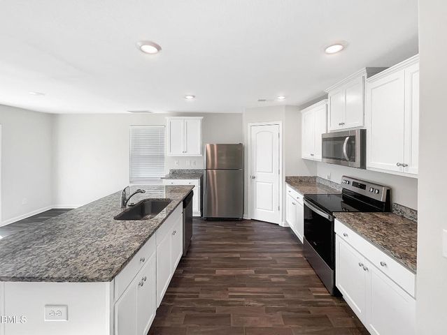 316 Brisk Drive, Zebulon, NC 27597