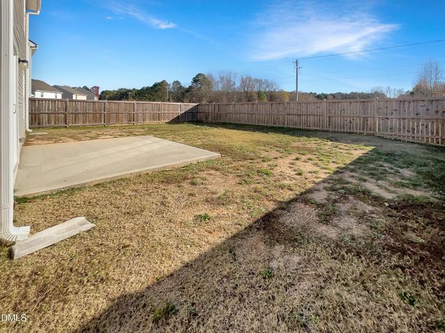 316 Brisk Drive, Zebulon, NC 27597