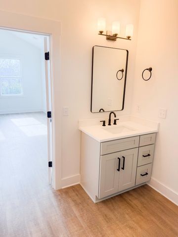 437 Patterson St, Nashville, TN 37211