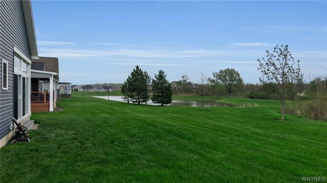 20 Saybrook Drive, Lancaster, NY 14086