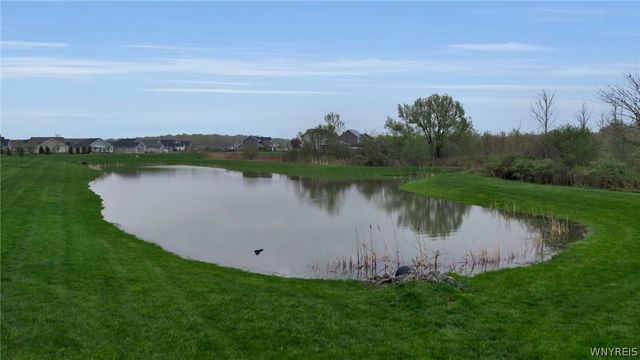 20 Saybrook Drive, Lancaster, NY 14086