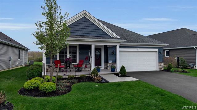 20 Saybrook Drive, Lancaster, NY 14086