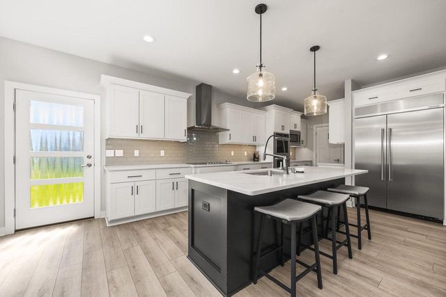 4814 East Kohler CIRCLE, New Berlin, WI 53146