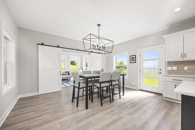 4814 East Kohler CIRCLE, New Berlin, WI 53146