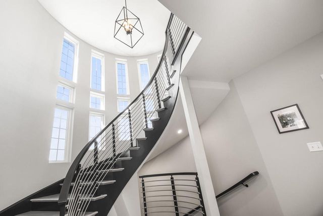 4814 East Kohler CIRCLE, New Berlin, WI 53146
