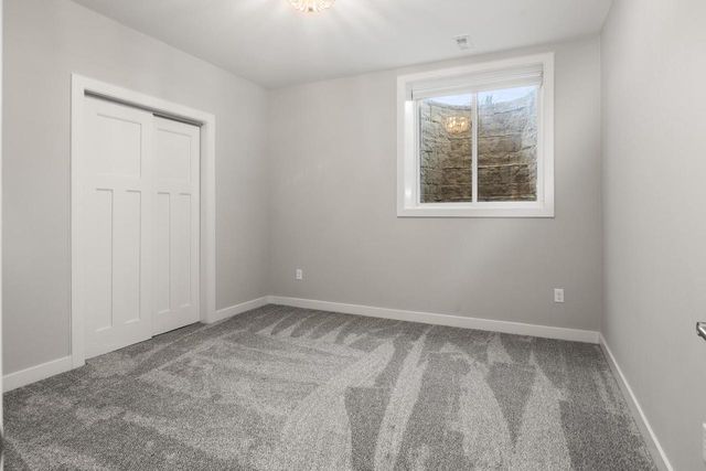 4814 East Kohler CIRCLE, New Berlin, WI 53146
