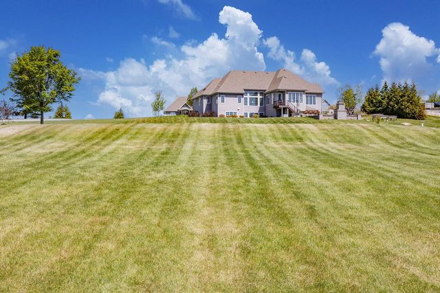 4814 East Kohler CIRCLE, New Berlin, WI 53146