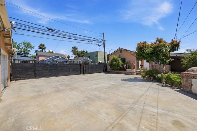 932 E 23rd Street, Long Beach, CA 90806