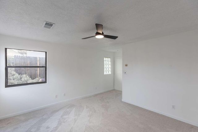 3213 Sue Circle SE, Rio Rancho, NM 87124