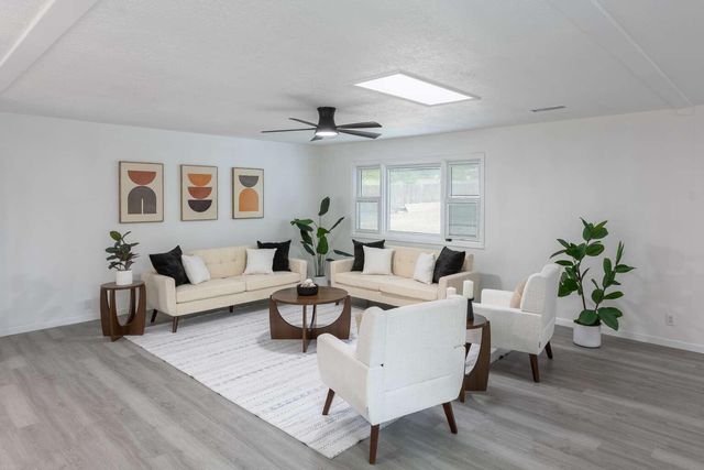 3213 Sue Circle SE, Rio Rancho, NM 87124