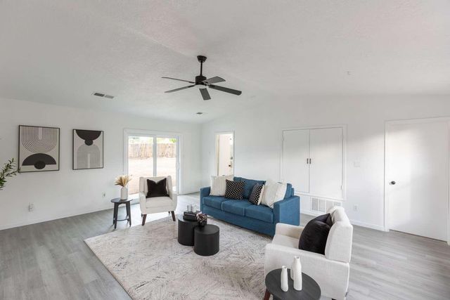 3213 Sue Circle SE, Rio Rancho, NM 87124