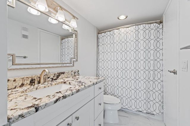 336 Golfview Road 719, North Palm Beach, FL 33408