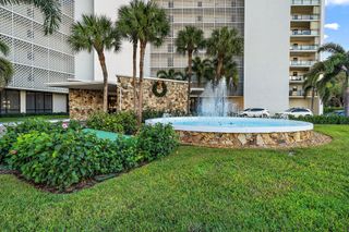 336 Golfview Road 719, North Palm Beach, FL 33408