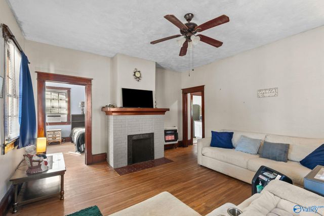 317 7th Avenue NW, Decatur, AL 35601