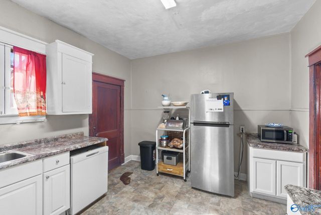 317 7th Avenue NW, Decatur, AL 35601