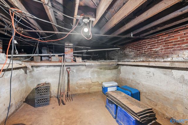 317 7th Avenue NW, Decatur, AL 35601