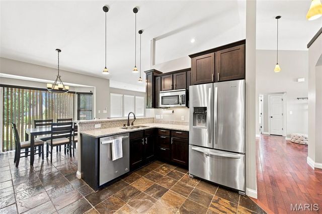 302 Crystal Brook Court, Lake St Louis, MO 63367