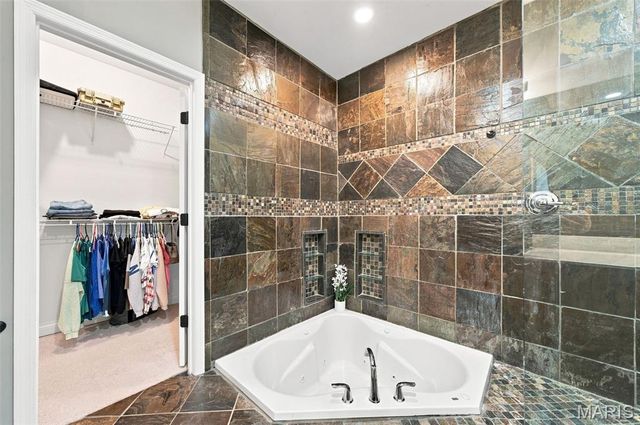 302 Crystal Brook Court, Lake St Louis, MO 63367