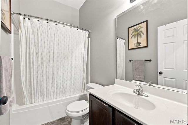 302 Crystal Brook Court, Lake St Louis, MO 63367
