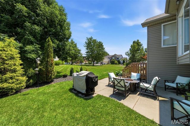 302 Crystal Brook Court, Lake St Louis, MO 63367