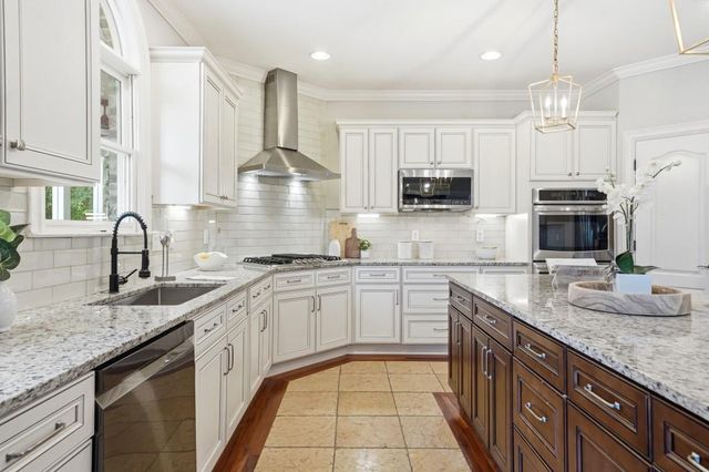 2185 Waldrop Road, Marietta, GA 30066