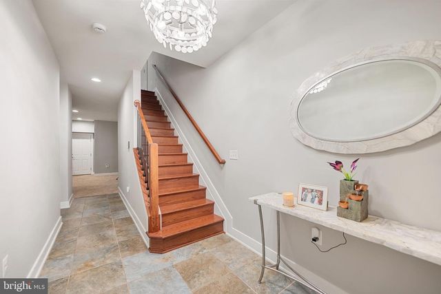 710 E HOWELL AVE, Alexandria, VA 22301