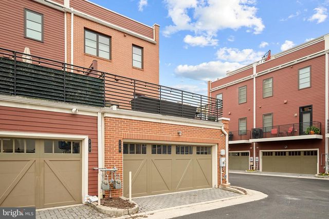 710 E HOWELL AVE, Alexandria, VA 22301