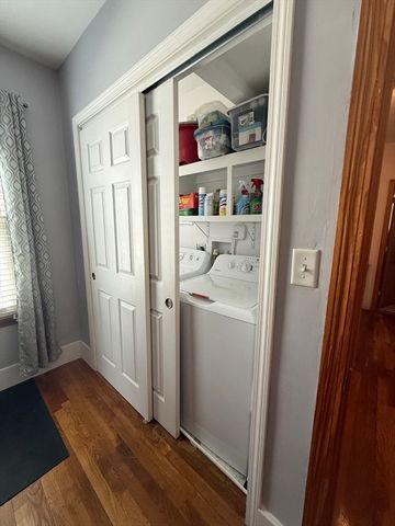 73 Williams Ave, Boston, MA 02136