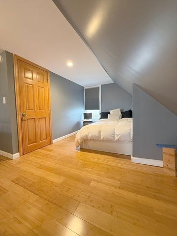 73 Williams Ave, Boston, MA 02136