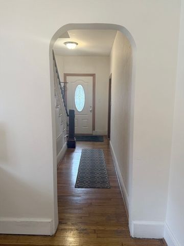 73 Williams Ave, Boston, MA 02136