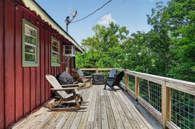 214 Mullican Dr, Smithville, TN 37166