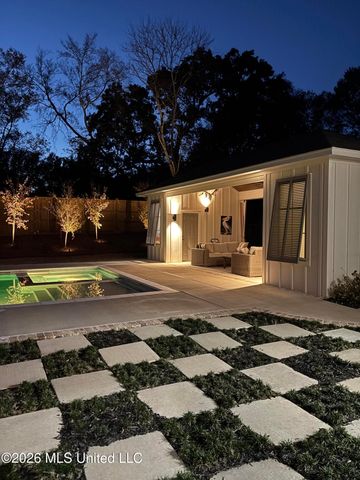 220 Parke Drive, Ridgeland, MS 39157