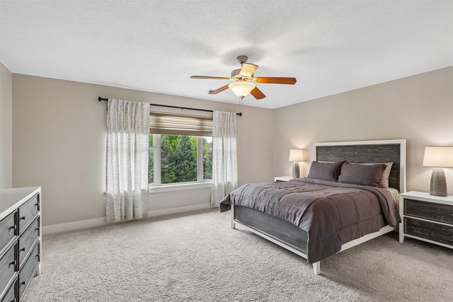 4622 153rd Street, Urbandale, IA 50323
