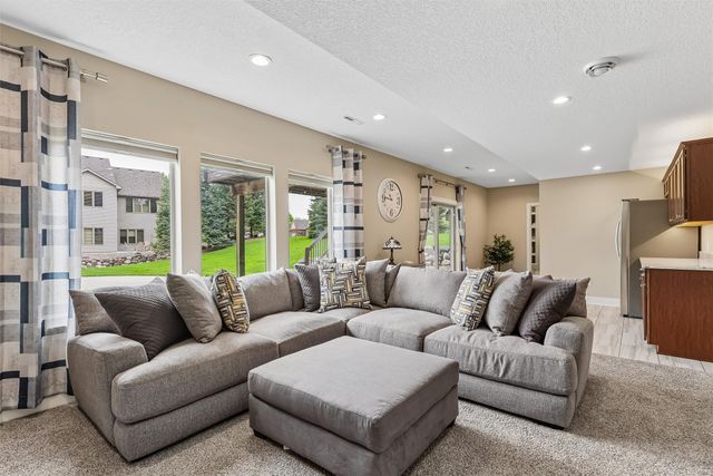 4622 153rd Street, Urbandale, IA 50323