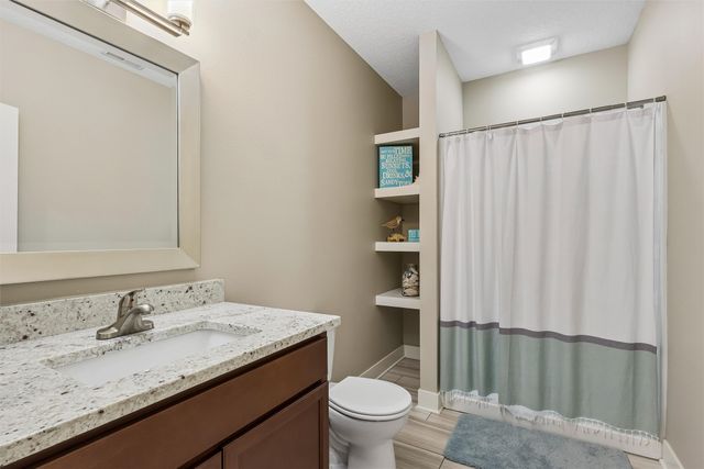 4622 153rd Street, Urbandale, IA 50323
