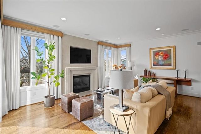 4001 W 126 Street, Leawood, KS 66209