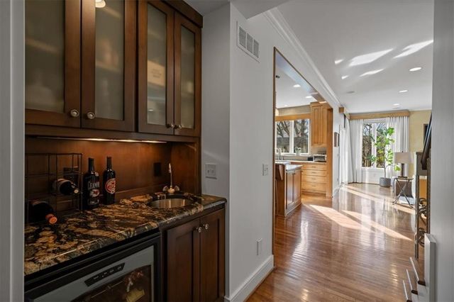 4001 W 126 Street, Leawood, KS 66209