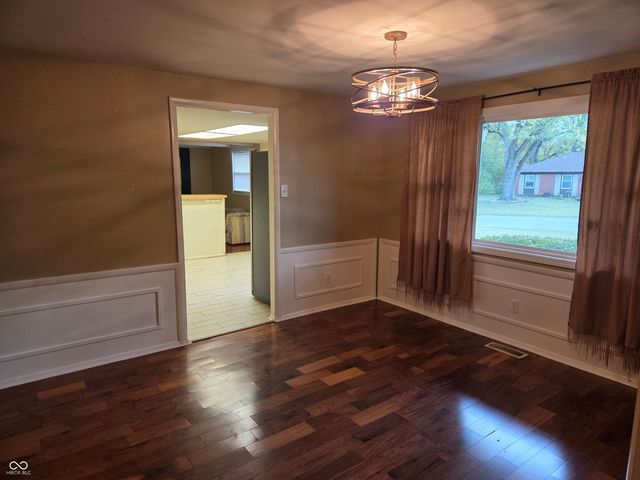 1936 W 74th Street, Indianapolis, IN 46260