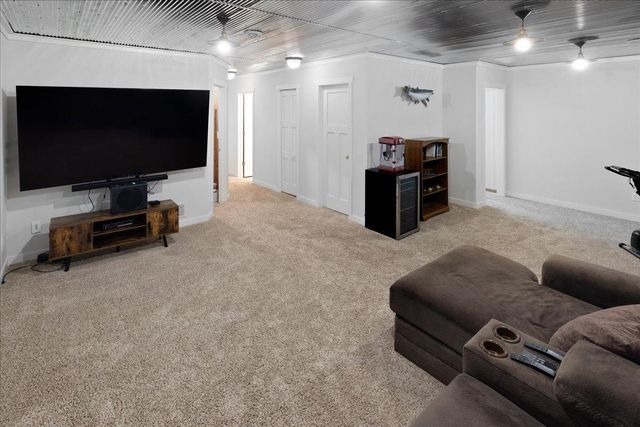 828 Winsome Way NW, Isanti, MN 55040