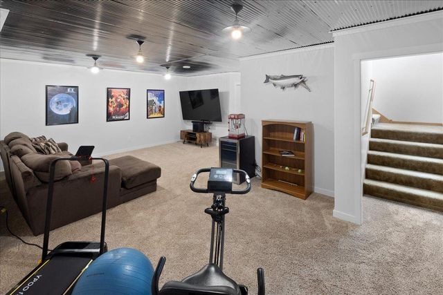 828 Winsome Way NW, Isanti, MN 55040