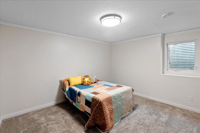 828 Winsome Way NW, Isanti, MN 55040