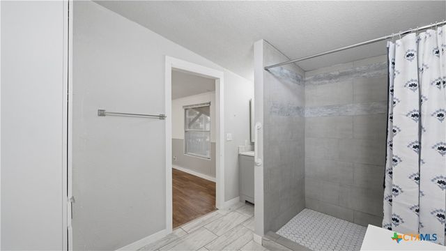 641 Fm 467, Seguin, TX 78155