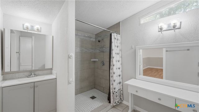 641 Fm 467, Seguin, TX 78155