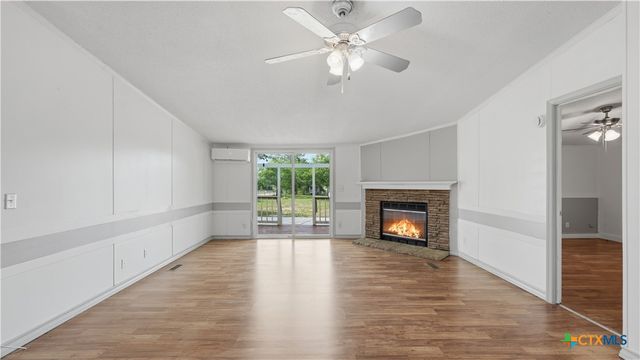 641 Fm 467, Seguin, TX 78155