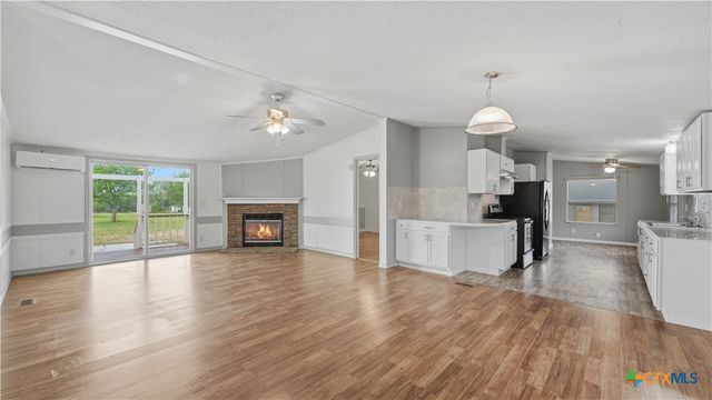 641 Fm 467, Seguin, TX 78155