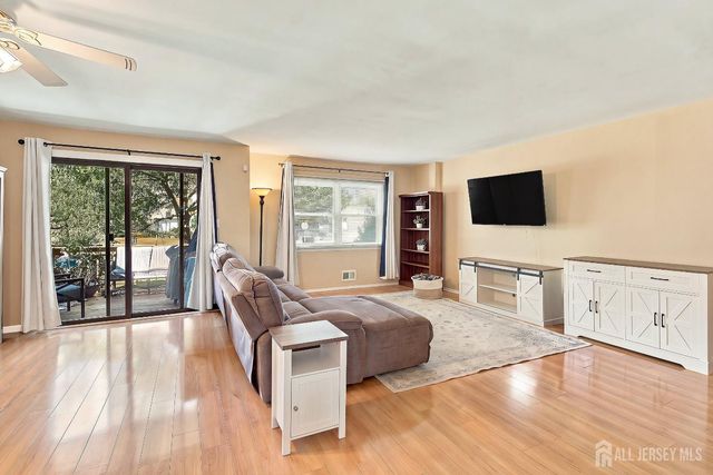 921 Robin Road, Hillsborough, NJ 08844