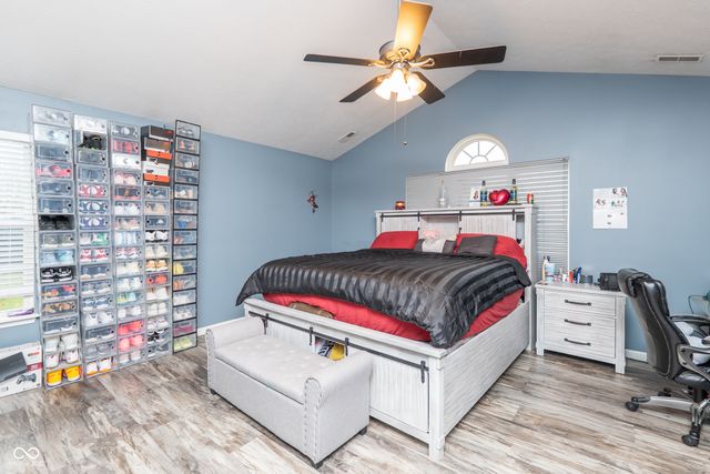 10211 Gate Drive, Indianapolis, IN 46239