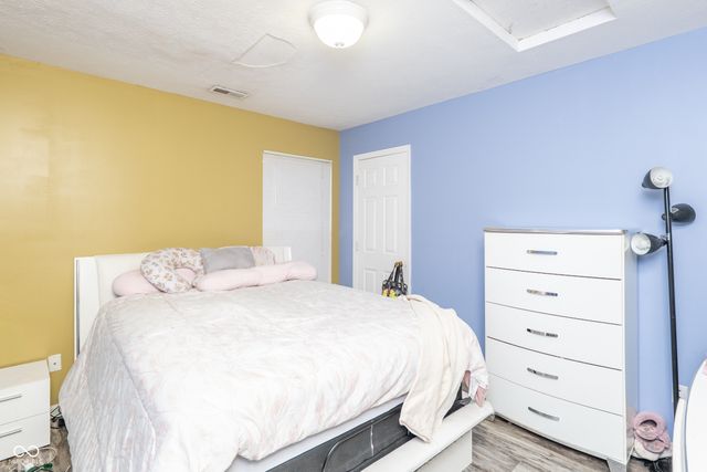 10211 Gate Drive, Indianapolis, IN 46239