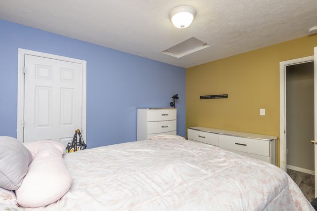 10211 Gate Drive, Indianapolis, IN 46239