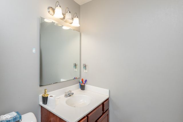 10211 Gate Drive, Indianapolis, IN 46239